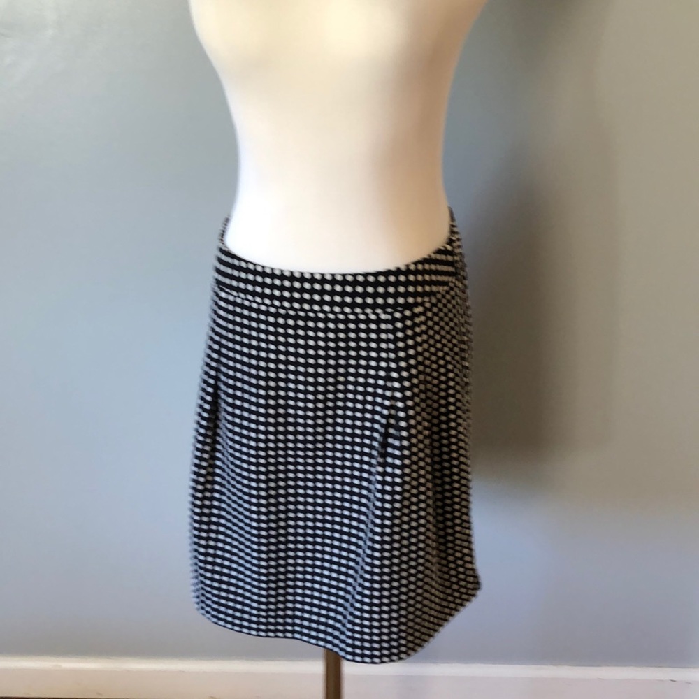 The Limited black white polka dot side zip skirt 6